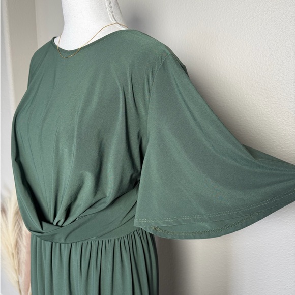 New Story Teller - Elegant Green Maxi Wedding Guest Dress - Picture 7 of 14